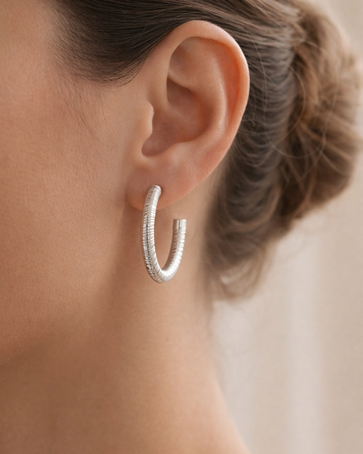 Oorringen met fijne ribbels