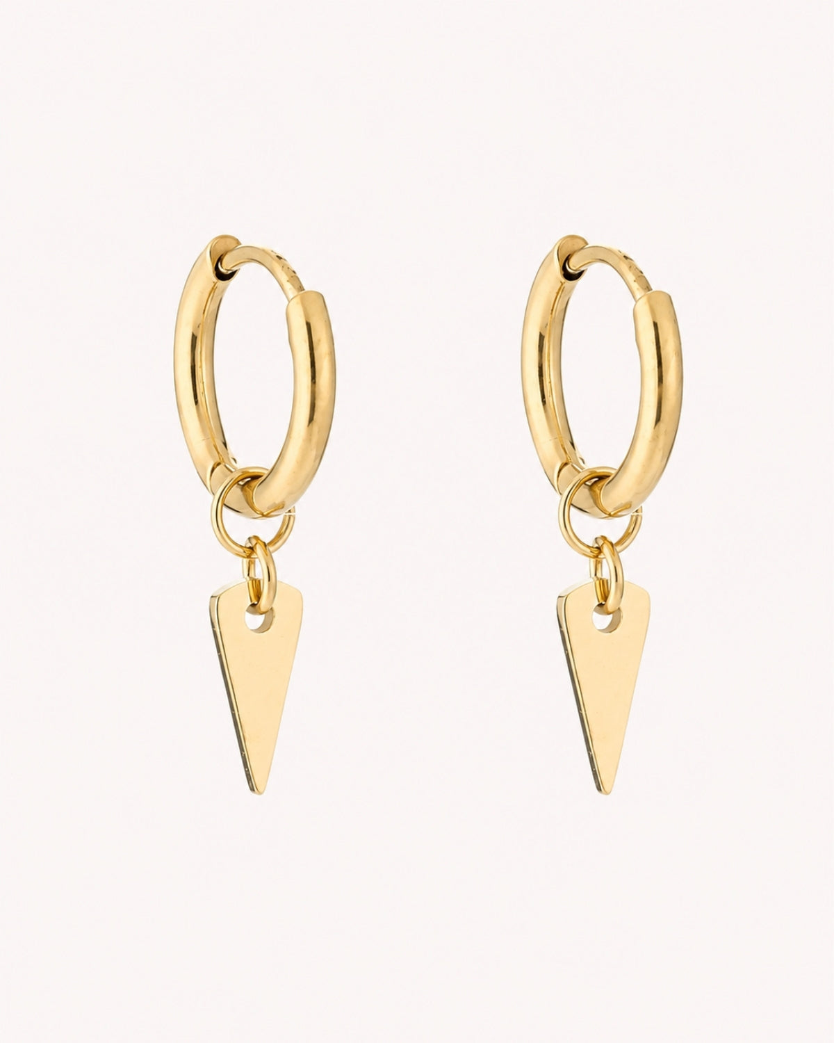 Creolen met puntvormige hanger
