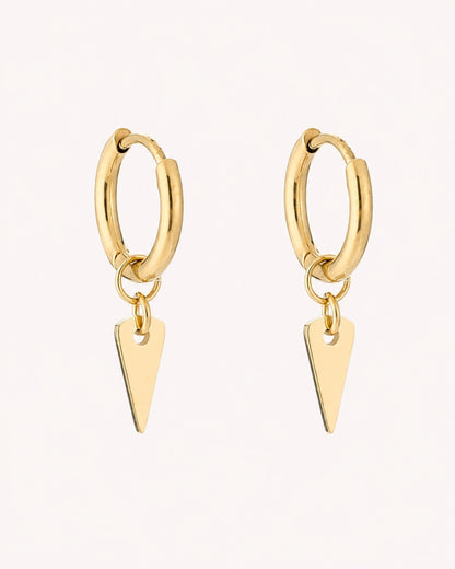 Creolen met puntvormige hanger