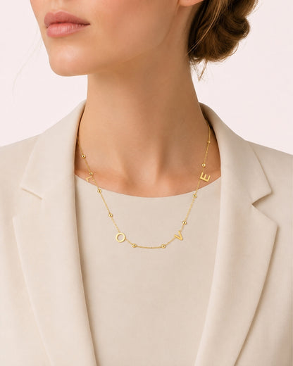 Ketting met LOVE bedels