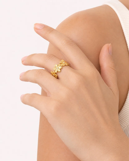 Ring met bloemen