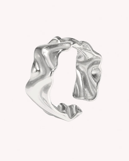 Ring met golvende vorm